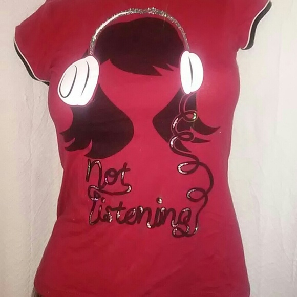 Red shirt. Childs XL. Or size small women's. - Picture 2 of 4